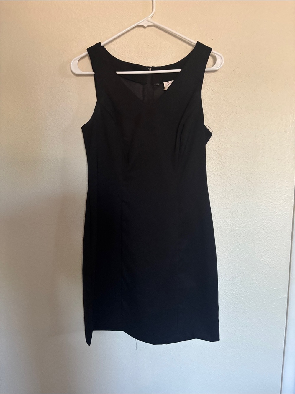 XOXO Black Sleeveless Mini Sheath Dress